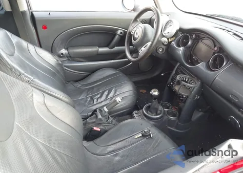 2003 Mini Cooper from USA, damaged, VIN WMWRC33433TC46302